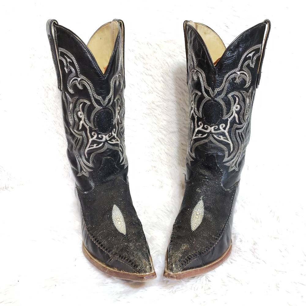 ❌TEMP NFS❌ GETTING RESTORED❌ DYE REFRESH ❌Pointed Black Stingray Western Boots - Picture 5 of 16